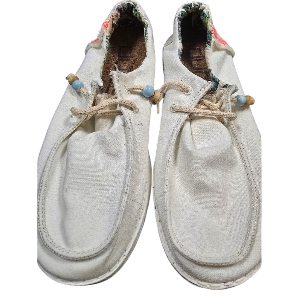 Hey Dude‎ Wendy Natural Salt Women Size 7 Cream Canvas Loafers 122150212